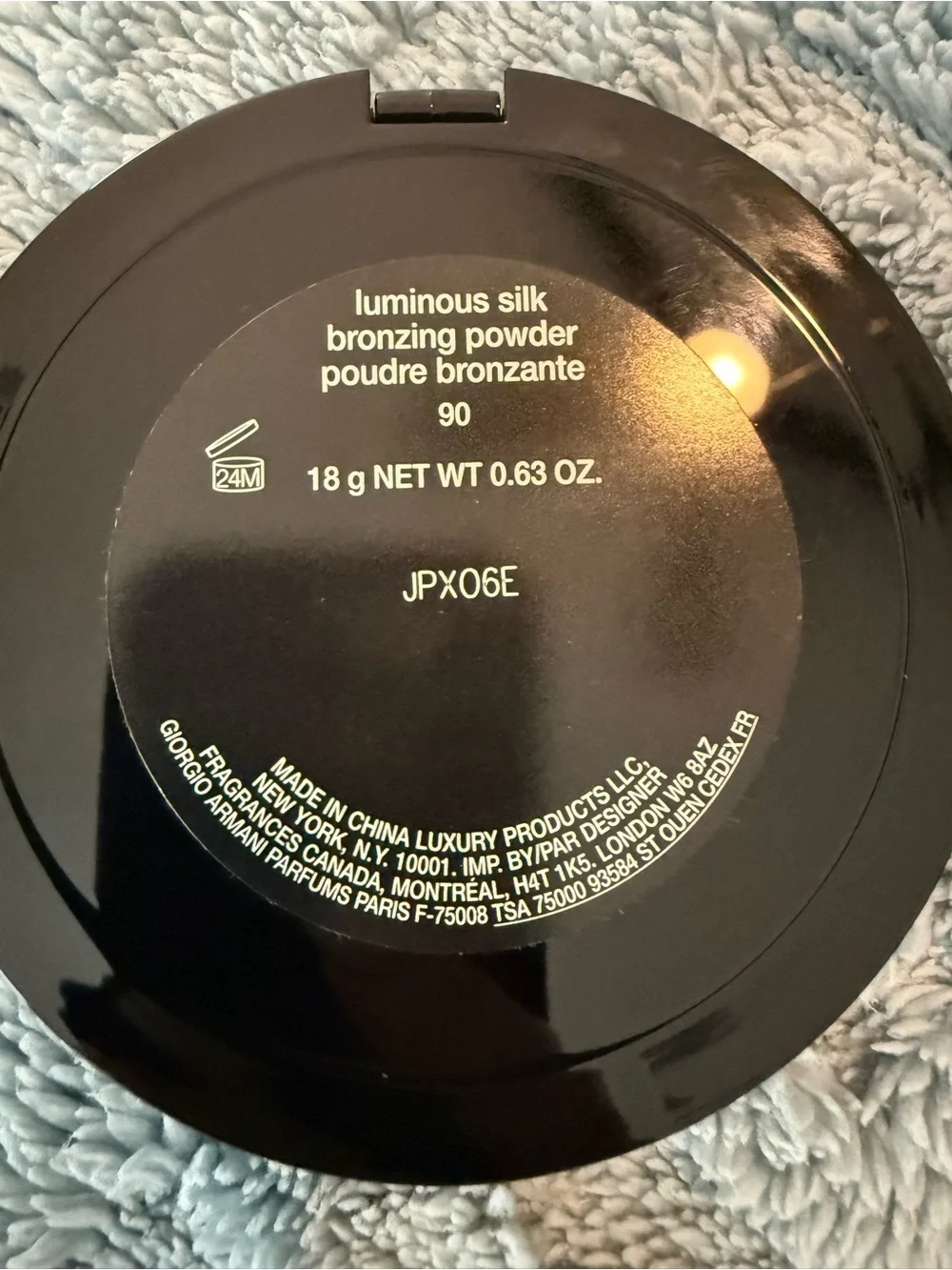 GIORGIO ARMANI 2026 BRONZER HIGHLIGHTER / nottt shiny !!  A must !!! with my $